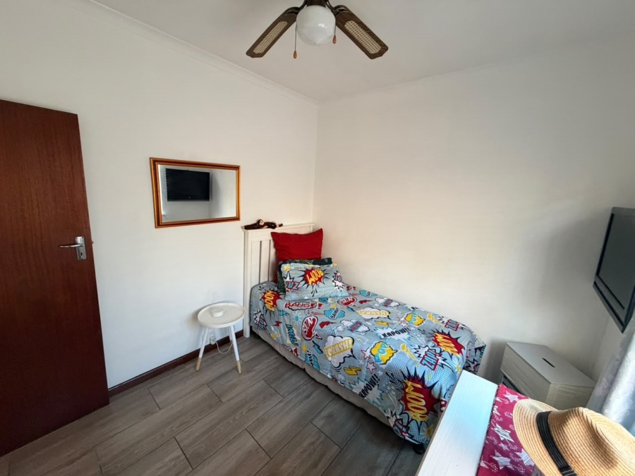 To Let 2 Bedroom Property for Rent in St Michaels Western Cape